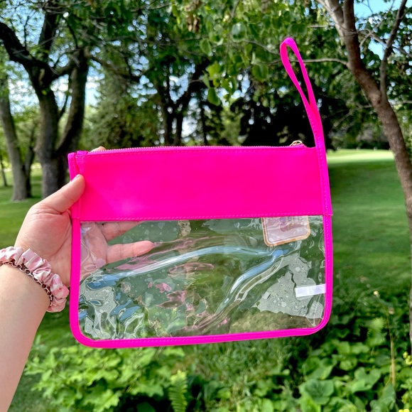 🦋Gloss & Glo pink  Flat SPF Pouch/CLEAR BAG CHENILLE - Picture 2 of 3